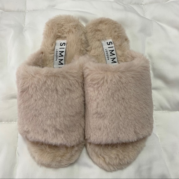 Fluff Slides - Picture 2 of 3